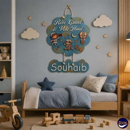 Tableau décoratif en bois personnalisé thème astronaute avec prénom au choix – exemple Souhaib – Zoom.ma